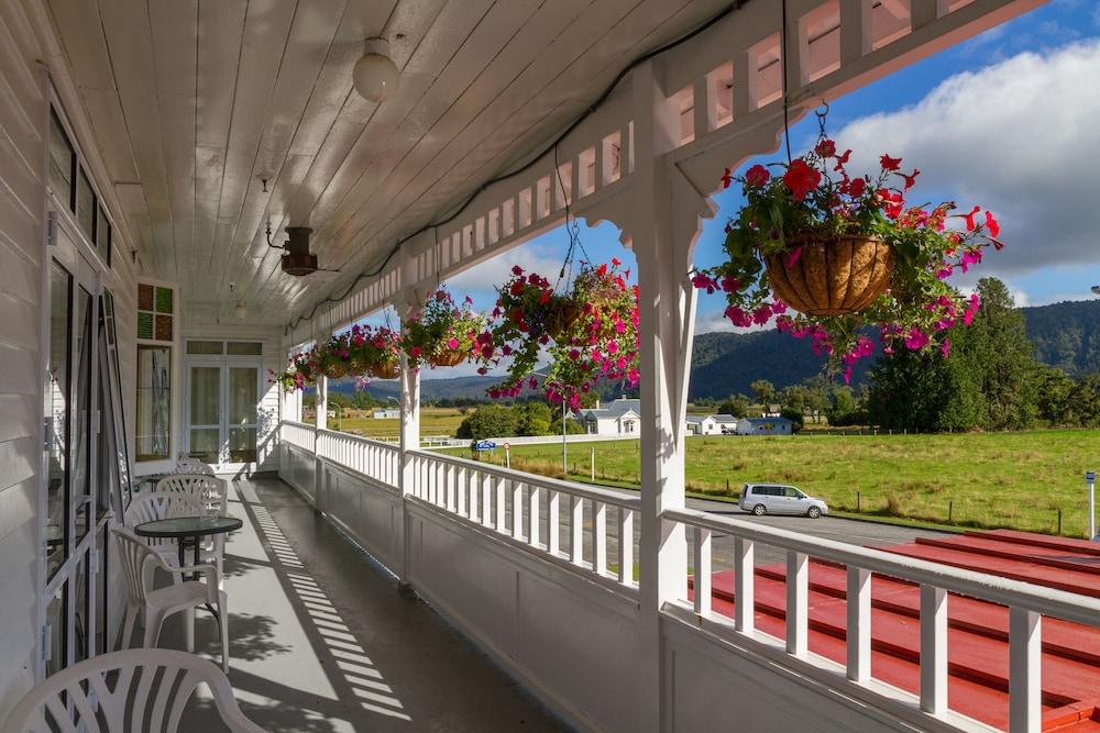 Heartland Hotel Fox Glacier Exterior foto
